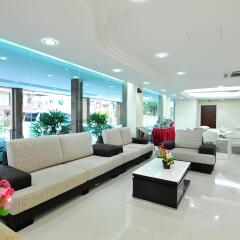 Hallmark View Hotel интерьер отеля