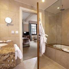 Отель The Grand Hotel & Spa Великобритания, Йорк - отзывы, цены и фото номеров - забронировать отель The Grand Hotel & Spa онлайн ванная