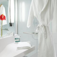 Отель Novotel Zurich Airport Messe ванная фото 2