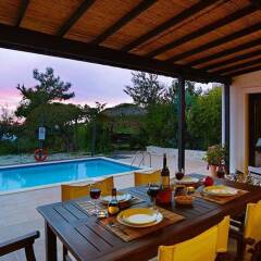 Villa Papatya by Akdenizvillam Турция, Калкан - отзывы, цены и фото номеров - забронировать отель Villa Papatya by Akdenizvillam онлайн бассейн фото 2