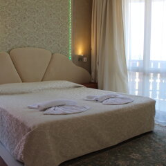 Отель Elegant комната для гостей