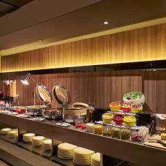 Отель Pan Pacific Serviced Suites Beach Road, Singapore питание фото 2
