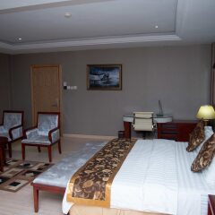 BON Hotel Sunshine Enugu Энугу комната для гостей