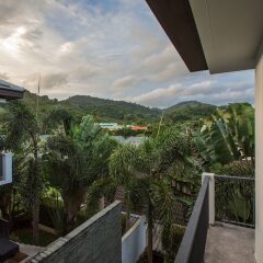 Отель Villa Emiemi Пхукет балкон