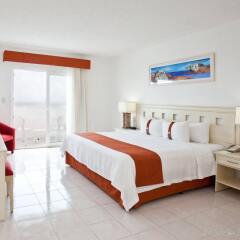 Отель Holiday Inn Cancun Arenas Мексика, Канкун - отзывы, цены и фото номеров - забронировать отель Holiday Inn Cancun Arenas онлайн комната для гостей фото 3