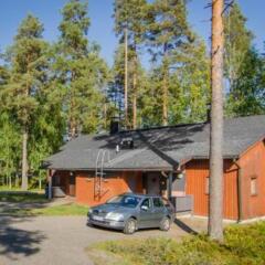 Отель Holiday Centre Huhmari Йоенсуу парковка