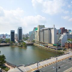 Отель Nishitetsu Inn Fukuoka Тэндзин балкон