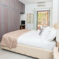 Отель Rental in Rome Augustus Terrace Deluxe комната для гостей фото 4