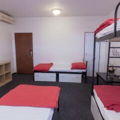 Отель Hostel and Apartment Blue88 Чехия, Прага - отзывы, цены и фото номеров - забронировать отель Hostel and Apartment Blue88 онлайн комната для гостей фото 4
