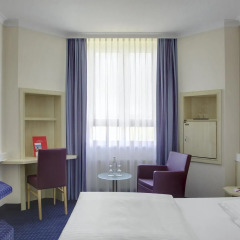 Отель IntercityHotel Kiel Германия, Киль - 1 отзыв об отеле, цены и фото номеров - забронировать отель IntercityHotel Kiel онлайн комната для гостей фото 5