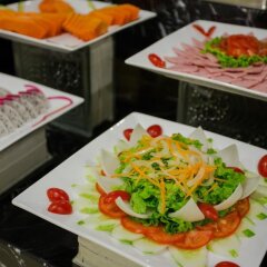 Отель Rising Dragon Legend Hotel Вьетнам, Ханой - отзывы, цены и фото номеров - забронировать отель Rising Dragon Legend Hotel онлайн питание фото 2