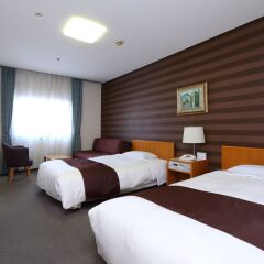 Fukuoka Recent Hotel Фукуока комната для гостей фото 5
