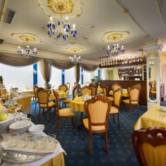 Hotel General гостиничный бар