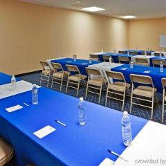 Отель Holiday Inn Express Santa Fe Мехико помещение для мероприятий