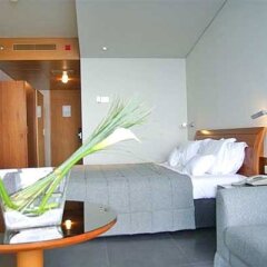 Отель Vidamar Resort Madeira - Half Board Only Португалия, Фуншал - отзывы, цены и фото номеров - забронировать отель Vidamar Resort Madeira - Half Board Only онлайн ванная фото 2