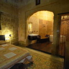 Отель Number 19 Executive Suites Нашшар комната для гостей фото 2