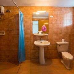 Отель Stable Lodge ванная