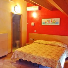 Отель Rosada Camere Porto Recanati. Порто Реканати комната для гостей фото 4