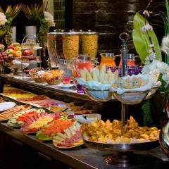 Hotel Lumen Paris Louvre питание