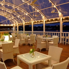 Отель Cinnamon Lakeside Colombo гостиничный бар