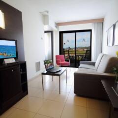 Aqua Hotel Montagut Suites комната для гостей фото 5