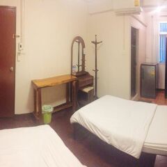 Stay Hostel Бангкок комната для гостей фото 5