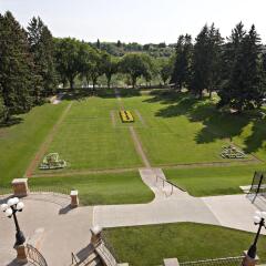 Отель Delta Hotels by Marriott Bessborough спортивное сооружение