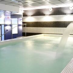 Отель Apartamentos Spa Cueto бассейн фото 2
