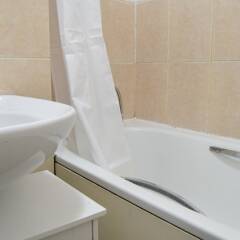 Отель 1 Bedroom Flat in Hoxton ванная фото 2