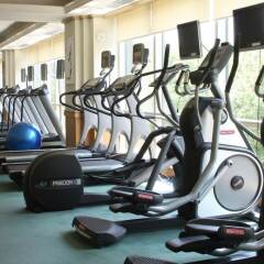 Regal International East Asia Hotel фитнесс-зал фото 2