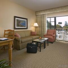 Отель Pacifica Suites комната для гостей фото 2