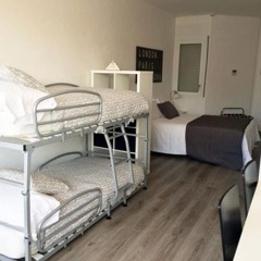 Отель Aparthotel Atenea Calabria Испания, Барселона - 12 отзывов об отеле, цены и фото номеров - забронировать отель Aparthotel Atenea Calabria онлайн удобства в номере