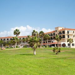 Anmaria Beach Hotel спортивное сооружение
