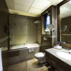 Отель Byblos Hotel ОАЭ, Дубай - 3 отзыва об отеле, цены и фото номеров - забронировать отель Byblos Hotel онлайн ванная