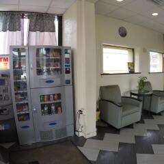 Отель Motel 6 Elizabeth - Newark Liberty Intl Airport США, Элизабет - отзывы, цены и фото номеров - забронировать отель Motel 6 Elizabeth - Newark Liberty Intl Airport онлайн банкомат