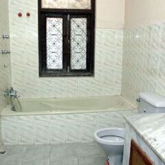 Отель Siesta Guest House Непал, Катманду - отзывы, цены и фото номеров - забронировать отель Siesta Guest House онлайн ванная фото 3