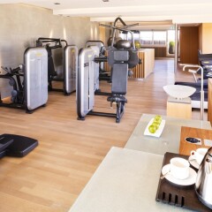 Hotel Bellevue Palace Bern фитнесс-зал