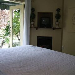 Отель A Downtown Victoria Ocean View B & B Канада, Виктория - отзывы, цены и фото номеров - забронировать отель A Downtown Victoria Ocean View B & B онлайн удобства в номере фото 2