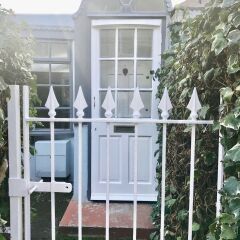 Отель Brighton Getaways - Sunny Cottage фото 3