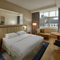 Отель Hilton Cologne Германия, Кёльн - 3 отзыва об отеле, цены и фото номеров - забронировать отель Hilton Cologne онлайн комната для гостей фото 5