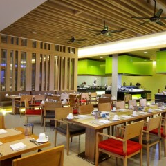 Отель Holiday Inn Resort Phuket Mai Khao Beach питание фото 2