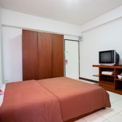 Отель Nida Rooms Narathivas 2888 Residence At Living Nara Place Бангкок комната для гостей фото 3