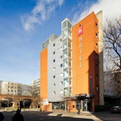 Отель ibis Manchester Centre Princess Street Великобритания, Манчестер - 1 отзыв об отеле, цены и фото номеров - забронировать отель ibis Manchester Centre Princess Street онлайн вид на фасад