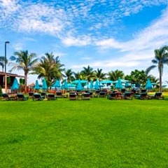 Отель Pinnacle Grand Jomtien Resort спортивное сооружение