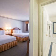 Отель Nob Hill Motor Inn комната для гостей фото 8