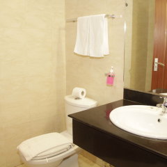Hotel Victoria Garden in Luanda, Angola from 212$, photos, reviews - zenhotels.com bathroom