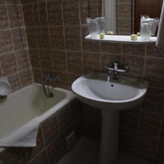 Orfeu in Constanța, Romania from 119$, photos, reviews - zenhotels.com bathroom