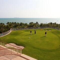 Отель Grand Soluxe Hotel & Resort, Sanya Китай, Санья - отзывы, цены и фото номеров - забронировать отель Grand Soluxe Hotel & Resort, Sanya онлайн спортивное сооружение