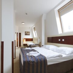 City Partner Hotel Gloria комната для гостей фото 4