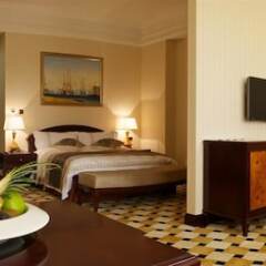 Гостиница Royal Tulip Almaty комната для гостей фото 6